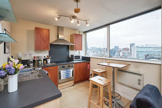 Suffolk Street, Queensway, B1, photo 3