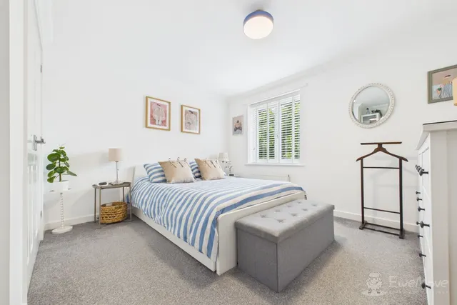 Atkinson Road, Hawkinge, CT18, photo 2