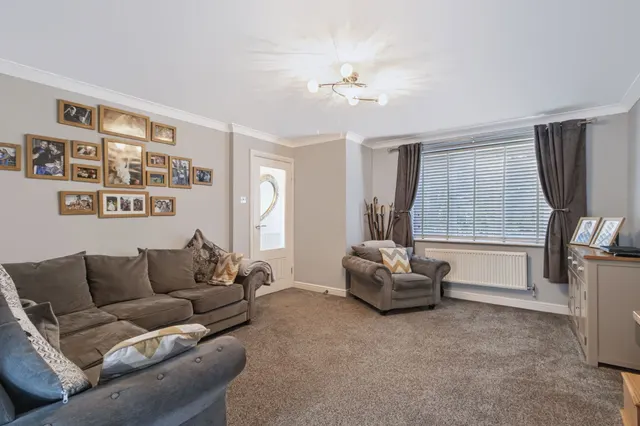 Keckwick Lane, Daresbury, WA4, photo 2