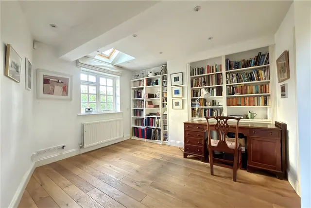 Photo 3 — Berghers Hill, Wooburn Green, Buckinghamshire, HP10