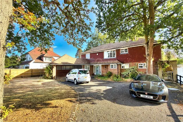 Berghers Hill, Wooburn Green, HP10, photo 1