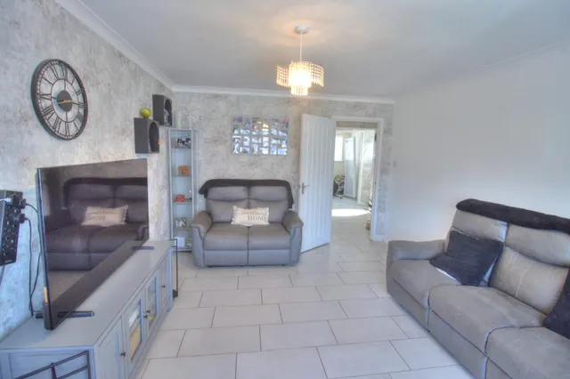 Harewood Drive, Bedlington, NE22, photo 1