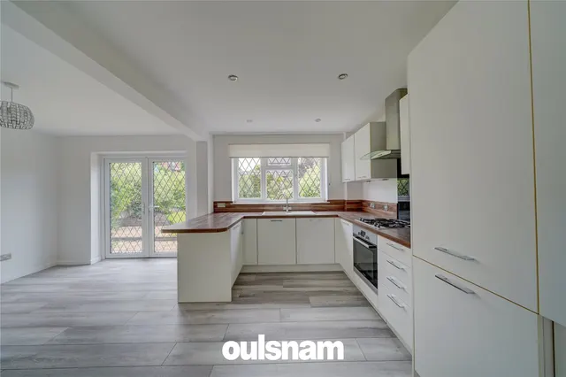 Photo 3 — Charlecot Road, Droitwich, Worcestershire, WR9 7RP