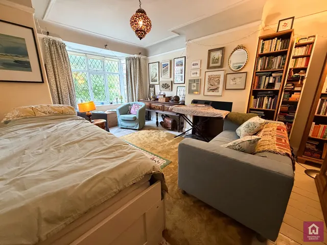 Chiltern Gardens, Sale, M33, photo 2