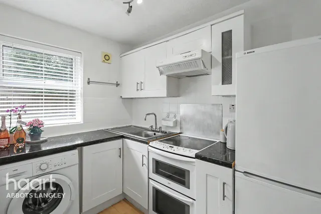 Windsor Close, Hemel Hempstead, HP3, photo 3