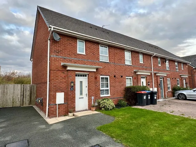 Hawthorn Drive, Thornton-Cleveleys, photo 1