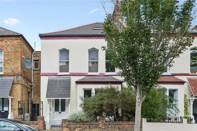 Finsbury Park Road, London, N4, photo 1