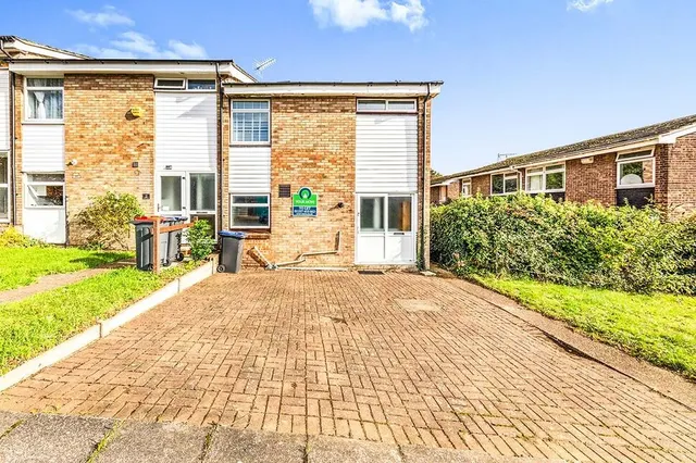 Sandhurst Close, Canterbury, Kent, CT2, photo 1