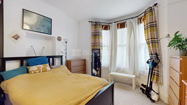 Mackeson Road, London, NW3, photo 3