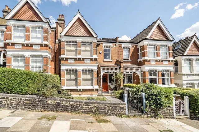 Leinster Road London N10, photo 1