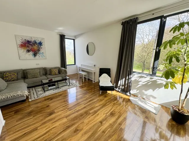 House Under Offer with 4 bedrooms in Newhall, Harlow, CM17, photo 3