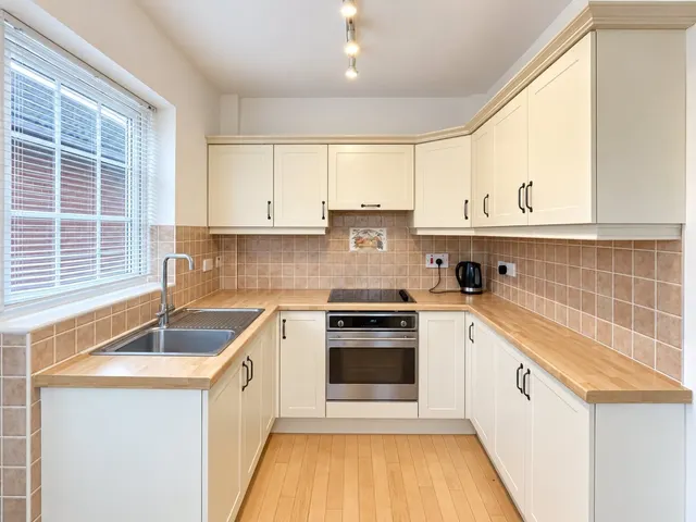 Victoria Street, Dronfield, S18, photo 2
