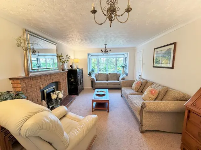 Brookvale Road, Priorslee, photo 2