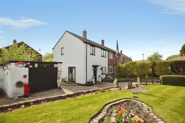 Malton Avenue, Whitefield, M45, photo 2