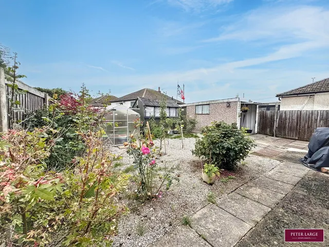 Photo 3 — Marion Road, Prestatyn, LL19 7DF