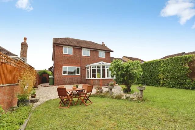 Pettigrove Road, Kingswood, Bristol, BS15, photo 1