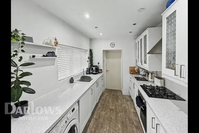 King Street, Brynmawr, photo 2