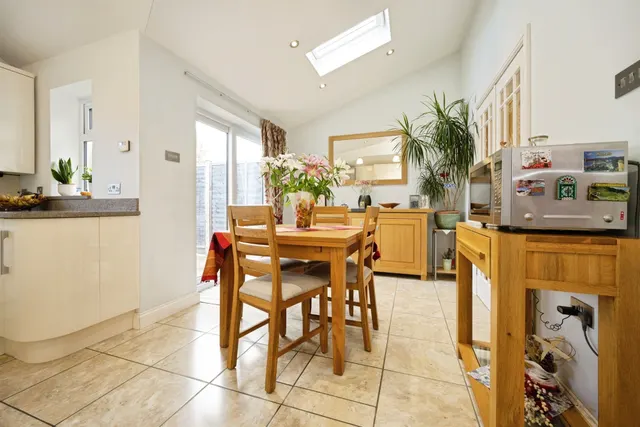 Dolphin Place, Aylesbury, HP21, photo 3