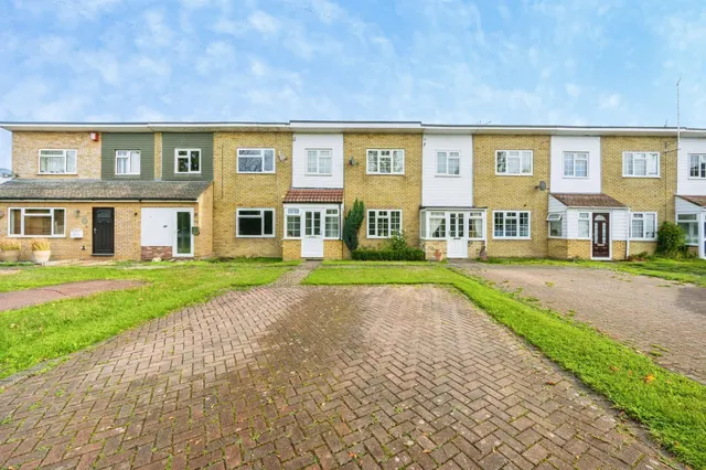 Dolphin Place, Aylesbury, HP21, photo 1
