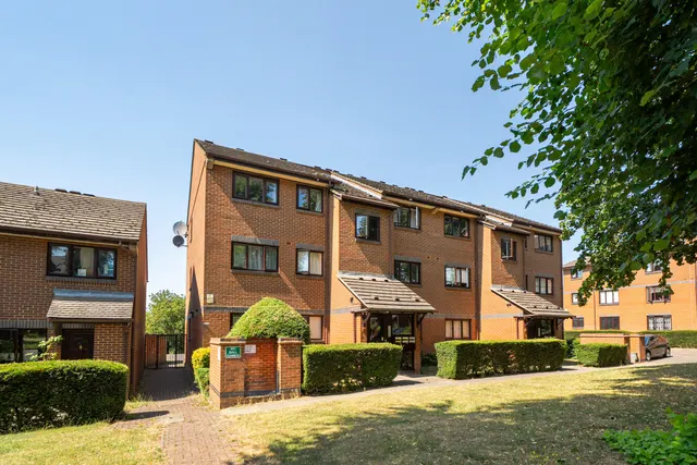 Limetree Walk, Tooting, SW17, photo 1
