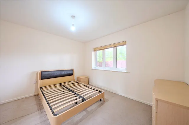 Windsor Court, Bramley, LS13, photo 3