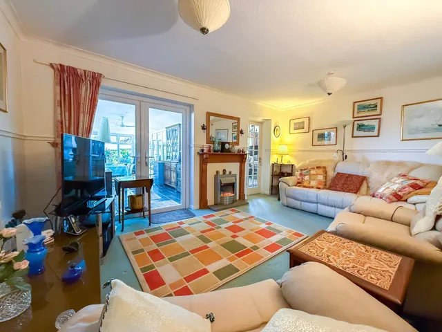 Shiners Elms, Yatton, BS49, photo 2