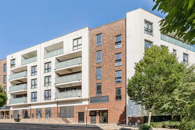 Williams Way, Wembley, HA0, photo 1