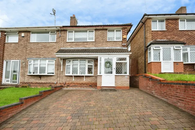 Wideacre Drive, Birmingham, photo 1