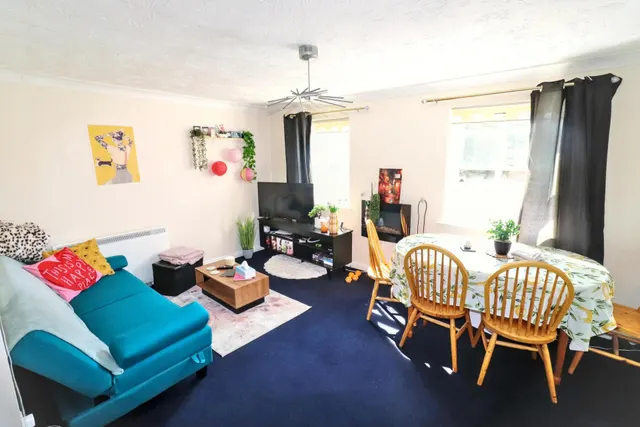 Photo 3 — Abbey House, Spalding, PE11