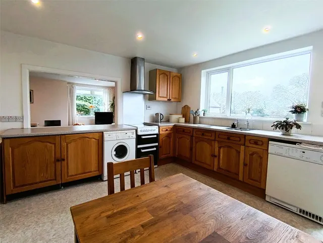 Rhostryfan, Caernarfon, LL54, photo 3