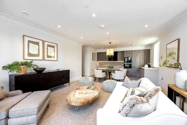 The Percy, Cooper's Hill, TW20, photo 3