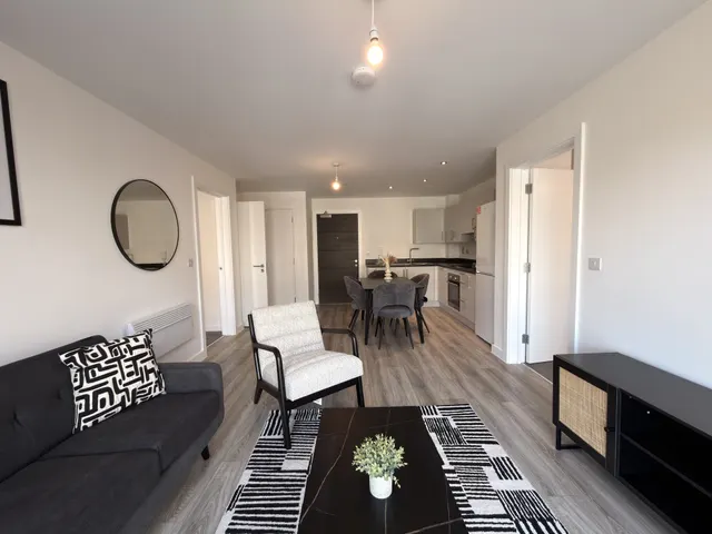 Bristol Street, B5, photo 1