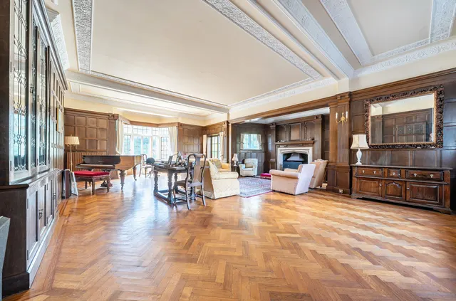 Photo 2 — East Hoathly, Lewes, East Sussex, BN8 6QJ