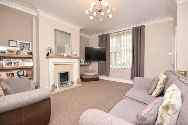 Common Lane, East Ardsley, WF3, photo 2