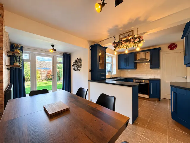 Lambourne Close, Great Wyrley, WS6, photo 2