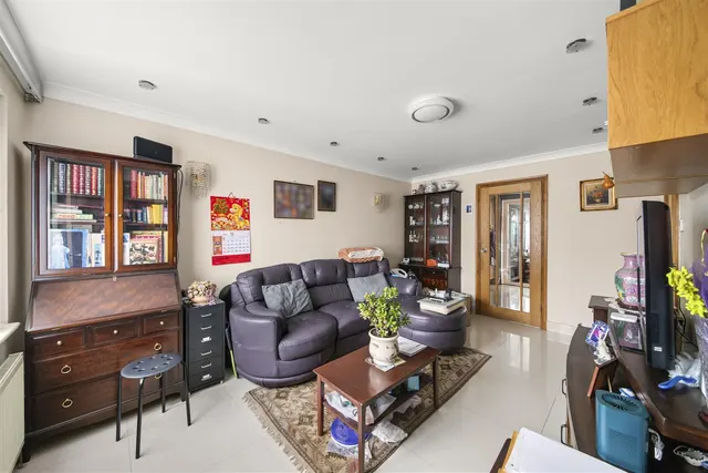 Paddington Close, Hayes, photo 2