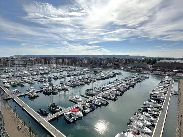 Midway Quay, Eastbourne, BN23, photo 2