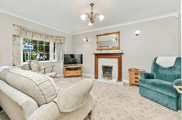 Sowood Court, Ossett, WF5, photo 2