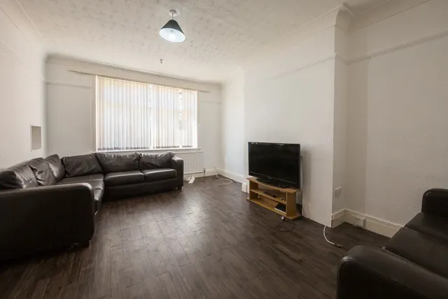 St. Chads Drive, Headingley, LS6, photo 2