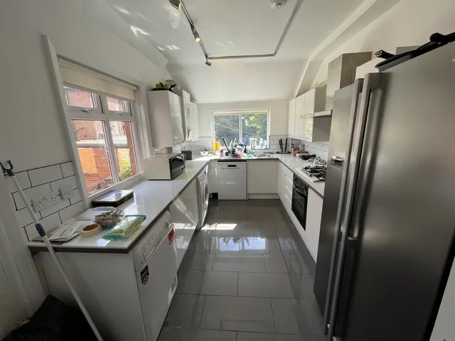 St. Chads Drive, Headingley, LS6, photo 1