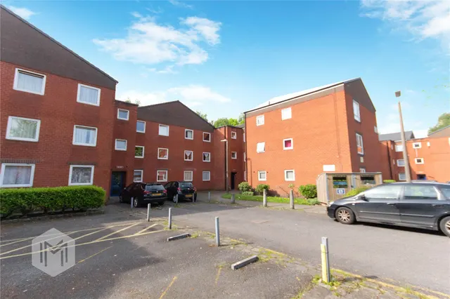 Paderborn Court, Bolton, BL1 4TX, photo 1