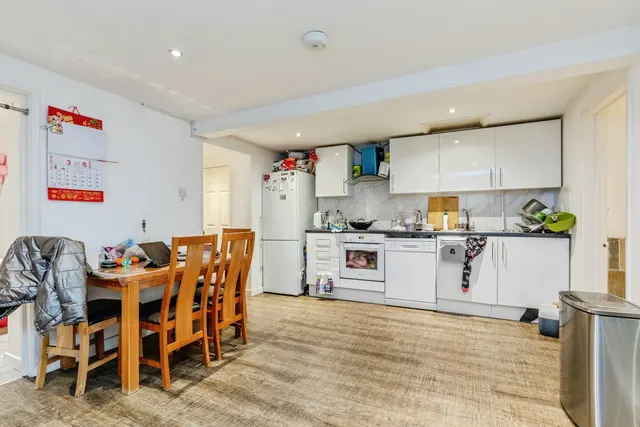 Whiteladies Road, Bristol, BS8, photo 3