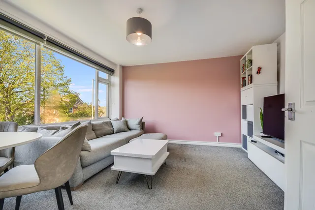 4 Seabrook Road, Great Baddow, Chelmsford, Essex, CM2 7JF, photo 1