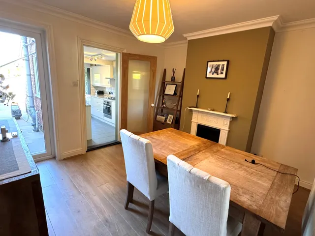 Hythe Park Road, Surrey Egham, TW20, photo 3