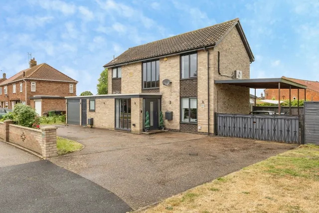 Photo 2 — North Road, Watton, Thetford, Norfolk, IP25