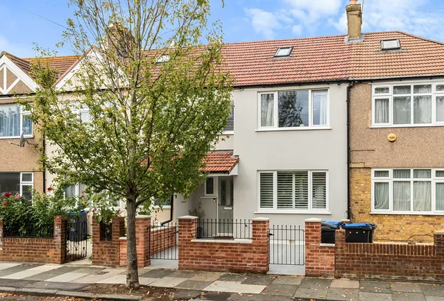 Abbotts Road, Mitcham, CR4 1JY, photo 1