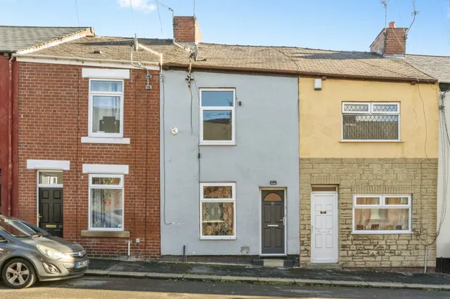 Co-Operative Street, Goldthorpe, S63, photo 1