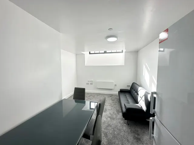 Castle Edge, Nottingham, NG7, photo 2