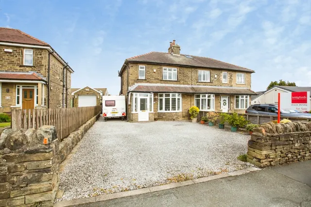 Tewit Lane, HALIFAX, West Yorkshire, HX2, photo 1