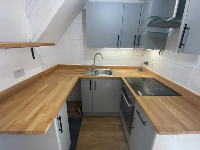 Photo 2 — Sandling Road, Maidstone